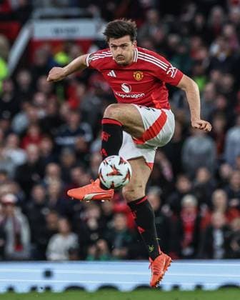 UEFA Europa League Semi-final Manchester United, ManU v Athletic Bilbao Harry Maguire of Manchester United controls the ball during the UEFA Europa League Semi-final match Manchester United vs Athletic Bilbao at Old Trafford, Manchester, United Kingdom, 8th May 2025 (Photo by Mark Cosgrove News Images) Manchester Old Trafford Greater Manchester United Kingdom Copyright: xMarkxCosgrove NewsxImagesx