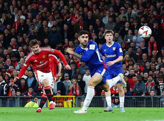 Mason Mount of Manchester United, ManU scores a goal to make it 1-1 Manchester United v Athletic Bilbao, UEFA Europa League, Semi Final, Second Leg, Football, Old Trafford, Manchester, UK - 08 May 2025 EDITORIAL USE ONLY No use with unauthorised audio, video, data, fixture lists, club league logos or live services. Online in-match use limited to 120 images, no video emulation. No use in betting, games or single club league player publications. Copyright: xMattxWest Shutterstockx 15288260al