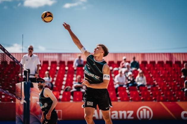 Beach volleyball men Allianz German Beach Tour 2025 Tourstop Düsseldorf 08 05 2025 Luis Kubo Düsseldorf Robert Lehr Ufer Nordrhein Westfalen Germany