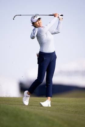 May 8, 2025, Jersey City, New Jersey, USA: ROSE ZHANG of the United States plays a shot during the first round of the Mizuho Americas Open 2025 at Liberty National Golf Club. Jersey City, New Jersey USA - ZUMAb273 20250508_zsp_b273_004 Copyright: xJordanxBankx