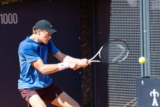 Tennis, ATP Turnier in Rom, Jannik Sinner Training Jannik Sinner (ITA) during Internazionali d Italia BNL, at Foro Italico, Rome, Italy on May 8, 2025 during Internazionali BNL d Italia, International Tennis match in Rome, Italy, May 08 2025  Copyright: xValerioxOrigo IPAxSportx xipa-agency.netx xx IPA_57445580 IPA_Agency_IPA57445580