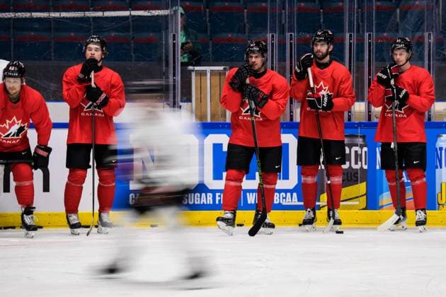 250509 Macklin Celebrini, Sidney Crosby, Adam Fantilli and Kent Johnson of Canada at a practice session during the 2025 IIHF Ice Hockey World Championship on May 9, 2025 in Stockholm Photo Joel Marklund BILDBYRAN kod JM JM0673 bbeng ishockey ice hockey ishockey vm 2025 vm 2025 iihf world championship träning practice kanada canada  Copyright: JOELxMARKLUND BB250509JM029
