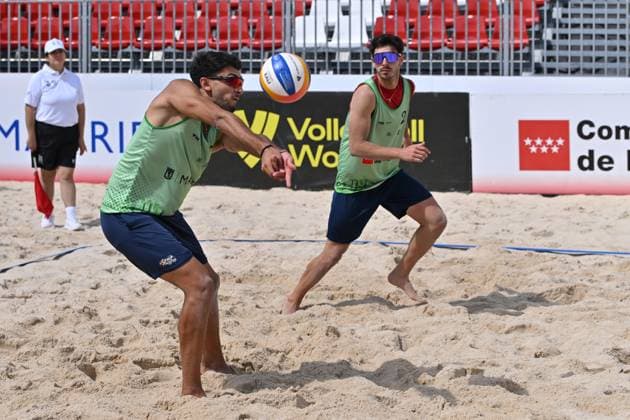 May 9, 2025, Madrid, Madrid, Spain: 1 ALVARO VIERA (ESP) 2 ANTONIO SAUCEDO (ESP) competes during the World Beach ProTour Futures volleyball match between SPAIN and NORWAY at Parque Deportivo Puerta de Hierro on May 09, 2025 in Madrid, Spain. Madrid Spain - ZUMAc312 20250509_zsp_c312_052 Copyright: xOscarxManuelxSanchezx