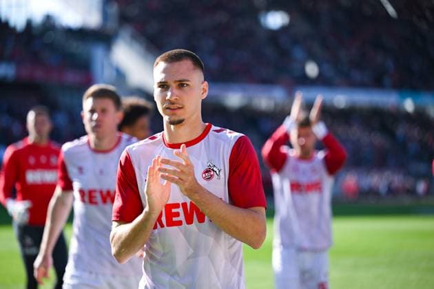 09 05 2025, Soccer, 2 Bundesliga, 33 Matchday Season 2024 2025, 1 FC Nürnberg 1 FC Köln, The players of 1 Fc Köln go to the fans before the match, Tim Lemperle 1 FC Köln xRHR PHOTO TKx Copyright: RHR-FOTOx RHR-FOTO TK