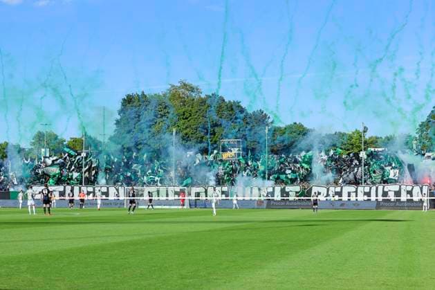 The fans of SC Preussen Muenster show a choreography and use pyrotechnics, 2 Bundesliga, Preußen Münster vs Hertha BSC, Preußenstadion, May 9, 2025 in Münster, Germany Photo by Marco Steinbrenner DeFodi Images The fans of SC Preussen Muenster show a choreography and use pyrotechnics, 2 Bundesliga, Preußen Münster vs Hertha BSC, Preußenstadion, May 9, 2025 in Münster, Germany Photo by Marco Steinbrenner DeFodi Images DFB DFL REGULATIONS PROHIBIT ANY USE OF PHOTOGRAPHS AS IMAGE SEQUENCES AND OR QUASI VIDEO