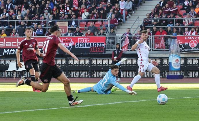 09 05 2025 Soccer Season 2024 2025 2 Soccer Bundesliga 33 Matchday 1 FC Nürnberg FCN Club 1 FC Köln Sportfoto Zink DaMa xdaxmax DFL regulations prohibit any use of photographs as image sequences and or quasi video only for editorial use Jan Thielmann 29, FC Köln mit Torschuss gg Michal Kukucka 37, 1 FC Nürnberg FCN Berkay Yilmaz 21, 1 FC Nürnberg FCN