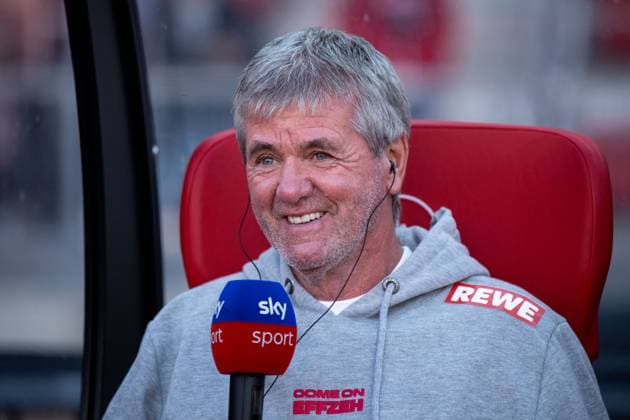 Friedhelm Funkel FC Koeln, Coach at Sky TV Interview, GER, 1 FC Nuernberg FCN vs 1 FC Koeln KOE , Soccer 2 Bundesliga, 33 Matchday, Season 2024 2025, 09 05 2025 DFB DFL regulations prohibit any use of photographs as image sequences and or quasi video GER, 1 FC Nuernberg FCN vs 1 FC Koeln KOE , Soccer 2 Bundesliga, 33 Matchday, Season 2024 2025, 09 05 2025 Nuernberg Copyright: xEibner-Pressefoto Memmlerx EP_MMR