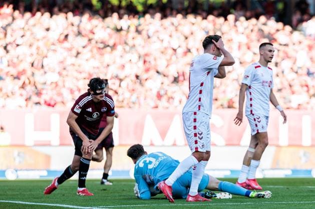 1 Fußball Bundesliga 1 FC Nürnberg 1 FC Köln 09 05 2025 Luca Waldschmidt 1 FC Köln, 9 beats his hands over his head after missing a chance 1 Fußball Bundesliga, 1 FC Nürnberg 1 FC Köln, Nürnberg, Max Morlock Stadion am 09 05 2025 DFL REGULATIONS PROHIBIT ANY USE OF PHOTOGRAPHS AS IMAGE SEQUENCES AND OR QUASI VIDEO Copyright: xBEAUTIFULxSPORTS Wunderlx