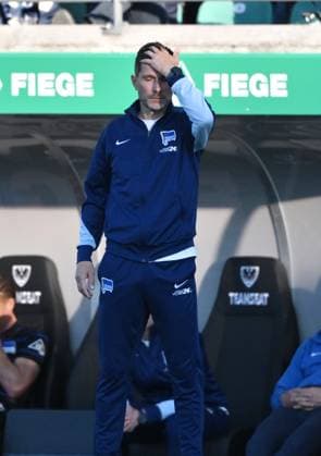 Coach Stefan Leitl Hertha BSC Fussball, 09 05 2025, 2 Bundesliga, Saison 2024 2025, 33 Spieltag, Preußen Münster Hertha BSC Berlin Foto Team2 Maik Hölter DFL regulations prohibit any use of photographs as image sequences and or quasi video Muenster Preussenstadion Nordrhein Westfalen Germany Team2