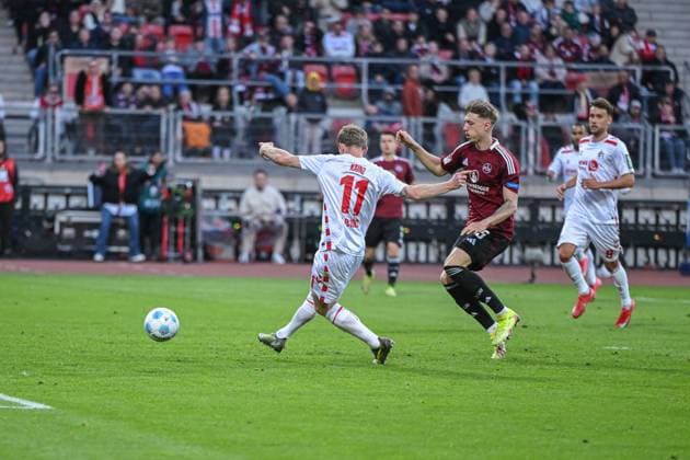 09 05 2025, Soccer, 2 Bundesliga, 33 Matchday Season 2024 2025, 1 FC Nürnberg 1 FC Köln, Florian Kainz 1 FC Köln scores the goal for 1 2, xRHR PHOTO TKx Copyright: RHR-FOTOx RHR-FOTO TK