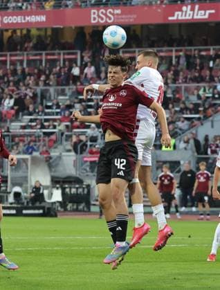 09 05 2025 Soccer Season 2024 2025 2 Soccer Bundesliga 33 Matchday 1 FC Nürnberg FCN Club 1 FC Köln Sportfoto Zink DaMa xdaxmax DFL regulations prohibit any use of photographs as image sequences and or quasi video only for editorial use Tino Kusanovic 42, 1 FC Nürnberg FCN Tim Lemperle 19, FC Köln