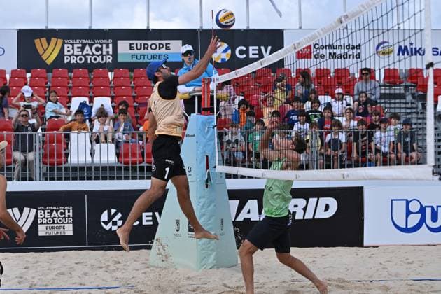 May 9, 2025, Madrid, Madrid, Spain: 1 ANTON MOISEIEV (UKR) - 1 DANIEL MORENO (ESP) competes during the World Beach ProTour Futures volleyball match between SPAIN and UKRAINE at Parque Deportivo Puerta de Hierro on May 09, 2025 in Madrid, Spain. Madrid Spain - ZUMAc312 20250509_zsp_c312_094 Copyright: xOscarxManuelxSanchezx