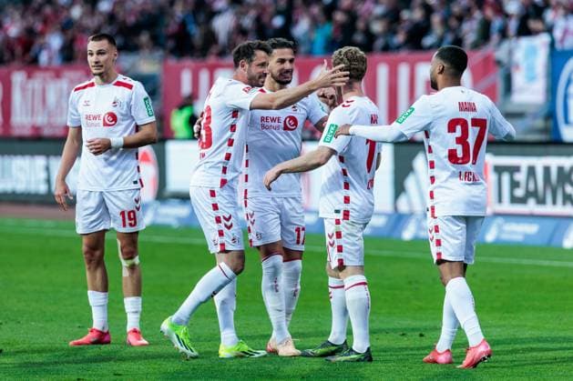 2 Soccer Bundesliga 1 FC Nuremberg 1 FC Cologne 09 05 2025 Happy faces after the final whistle 1 FC Cologne wins Mark Uth 1 FC Cologne, 13 , Florian Kainz 1 FC Cologne, 11 2 Soccer Bundesliga, 1 FC Nuremberg 1 FC Cologne, Nuremberg, Max Morlock Stadium on 09 05 2025 DFL REGULATIONS PROHIBIT ANY USE OF PHOTOGRAPHS AS IMAGE SEQUENCES AND OR QUASI VIDEO Copyright: xBEAUTIFULxSPORTS Wunderlx