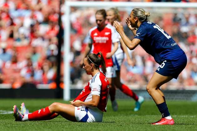 Arsenal v Manchester United, ManU FC, The Emirates Stadium, UK - 10 May 2025 Katie McCabe of Arsenal is fouled by Leah Galton of Manchester United during the Barclays WSL Match between Arsenal and Manchester United at The Emirates Stadium on 10 May 2025 in London, England (Photo by Steve Taylor PPAUK) London The Emirates Stadium London England Copyright: xStevexTaylor PPAUKx PPA-187956