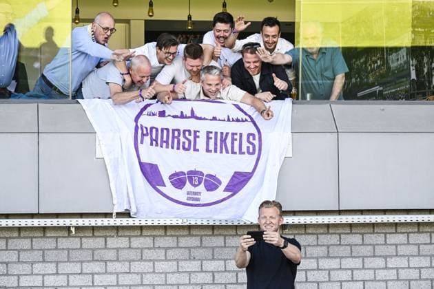 Beerschot s head coach Dirk Kuyt takes a selfie picture with some fans, before a soccer match between Beerschot VA and Cercle Brugge, Saturday 10 May 2025 in Antwerp, on day 6 (out of 6) of the Relegation Play-offs of the 2024-2025 Jupiler Pro League first division of the Belgian championship. TOM GOYVAERTS TomxGoyvaerts  x123218769x