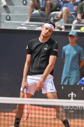 10th May 2025; Foro Italico, Rome, Italy: ATP, Tennis Herren 1000 Tennis Masters Rome, Day 4; Taylor Fritz (USA) in action during the match  ActionPlus12785181 AllShotLive