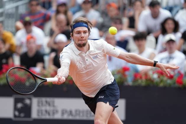 Alexander Bublik Kazakhstan during the match against Casper Ruud of Norway at the Internazionali BNL d Italia 2025 tennis tournament at Foro Italico in Rome, Italy on may 10, 2025. AntoniettaxBaldassarre