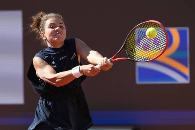 Jasmine Paolini of Italy during the match against Jasmine Paolini of Italy at the Internazionali BNL d Italia 2025 tennis tournament at Foro Italico in Rome, Italy on may 10, 2025. AntoniettaxBaldassarre