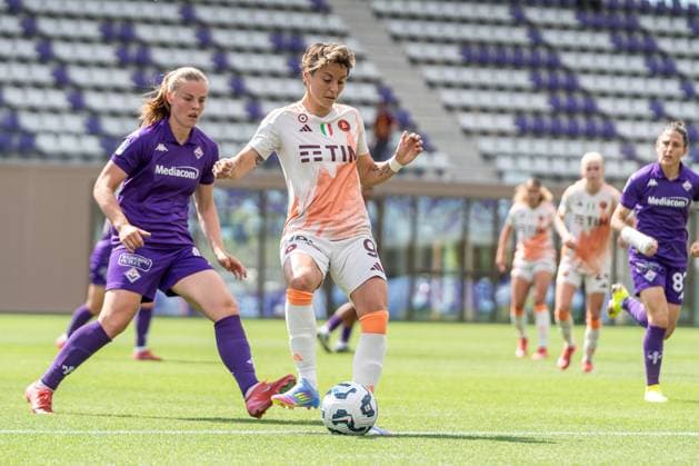 Football, Women, Chelsea FC celebrates winning the championship
