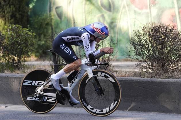 Pidcock Thomas of Q36.5 Pro Cycling Team during the stage 2 of the Giro d™Italia from Tirana (Tirane) to Tirana (Tirane) Tudor ITT (Individual Time Trial) Albania - Saturday, May 10, 2025. - cycling.  Copyright: xFabioxFerrari LaPressex