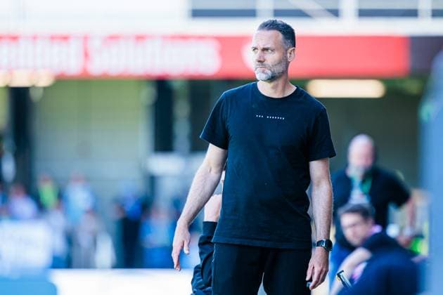 Alexander Ende (SC Verl, Cheftrainer) GER, SC Verl vs. TSV 1860 Muenchen, Fussball, 3. Liga, 37. Spieltag, Spielzeit 2024 2025, 10.05.2025 DFL Regulations prohibit any use of photographers as image sequences and or quasi-video. GER, SC Verl vs. TSV 1860 Muenchen, Fussball, 3. Liga, 37. Spieltag, Spielzeit 2024 2025, 10.05.2025 Verl *** Alexander Ende SC Verl, Head Coach GER, SC Verl vs TSV 1860 Muenchen, Football, 3 Liga, 37 Matchday, Season 2024 2025, 10 05 2025 DFL Regulations prohibit any use of photographers as image sequences and or quasi video GER, SC Verl vs TSV 1860 Muenchen, Football, 3 Liga, 37 Matchday, Season 2024 2025, 10 05 2025 Verl Copyright: xEibner-Pressefoto JanxRollingerx EP_JSK