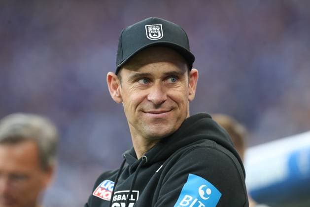 10 05 2025, xtgx, Soccer 2 Bundesliga, Hamburger SV SSV Ulm 1846 emspor, v l Robert Lechleiter Ulm, Trainer DFL DFB REGULATIONS PROHIBIT ANY USE OF PHOTOGRAPHS as IMAGE SEQUENCES and or QUASI VIDEO Hamburg
