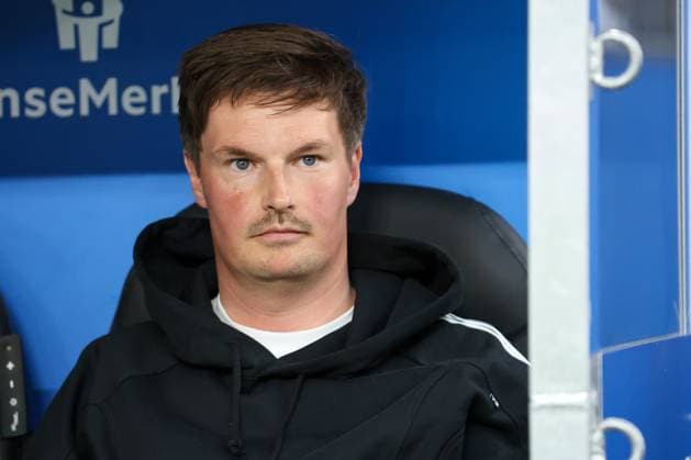 2 Bundesliga Hamburger SV SSV Ulm on 10 05 2025 at Volksparkstadion in Hamburg Coach Merlin Polzin Hamburg pensive MH