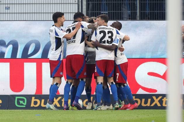 10 05 2025, xtgx, Fussball 2 Bundesliga, Hamburger SV SSV Ulm 1846 Fußball v l Torjubel nach dem Tor zum celebrating the goal celebrate 1 1 durch Ludovit Reis Hamburger SV DFL DFB REGULATIONS PROHIBIT ANY USE OF PHOTOGRAPHS as IMAGE SEQUENCES and or QUASI VIDEO Hamburg