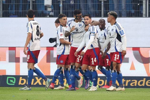10 05 2025, xtgx, Fussball 2 Bundesliga, Hamburger SV SSV Ulm 1846 Fußball v l Torjubel nach dem Tor zum celebrating the goal celebrate 1 1 durch Ludovit Reis Hamburger SV DFL DFB REGULATIONS PROHIBIT ANY USE OF PHOTOGRAPHS as IMAGE SEQUENCES and or QUASI VIDEO Hamburg