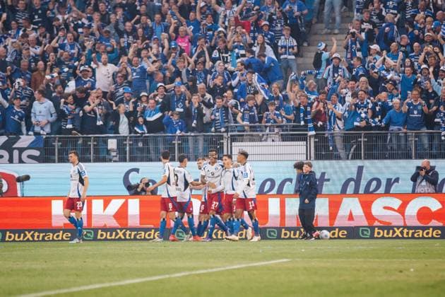 Soccer I Men I Season 2024 2025 I 2 Bundesliga I 33 Matchday I Hamburger SV SSV Ulm I 10 05 2025 Hamburger SV cheers for the goal Hamburg Volksparkstadion Hamburg Germany Copyright: xLobecax xHenningxRohlfsx