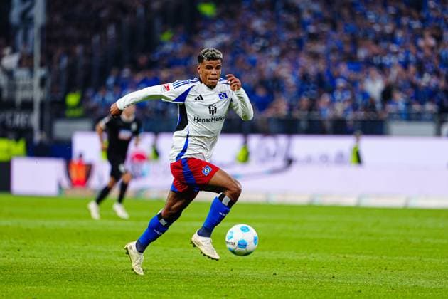 Ransford Yeboah Koenigsdoerffer Hamburger SV, 11 GER, Hamburger SV vs SSV Ulm, Football, 2 Bundesliga, Matchday 33, Season 2024 2025, 10 05 2025 DFL REGULATIONS PROHIBIT ANY USE OF PHOTOGRAPHS AS IMAGE SEQUENCES AND OR QUASI VIDEO GER, Hamburger SV vs SSV Ulm, Football, 2 Bundesliga, Matchday 33, Season 2024 2025, 10 05 2025 Hamburg Copyright: xEibner-Pressefoto MarcelxvonxFehrnx EP_MFN