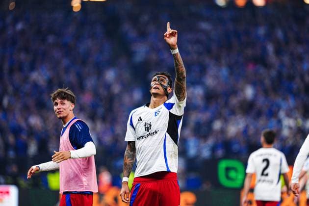 Goal celebration after scoring 3 1 by header Davie Selke Hamburger SV, 27 GER, Hamburger SV vs SSV Ulm, Football, 2 Bundesliga, Matchday 33, Season 2024 2025, 10 05 2025 DFL REGULATIONS PROHIBIT ANY USE OF PHOTOGRAPHS AS IMAGE SEQUENCES AND OR QUASI VIDEO GER, Hamburger SV vs SSV Ulm, Football, 2 Bundesliga, Matchday 33, Season 2024 2025, 10 05 2025 Hamburg Copyright: xEibner-Pressefoto MarcelxvonxFehrnx EP_MFN