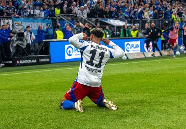 Soccer, Men, Season 2024 2025, 2 Bundesliga 33 Matchday , Hamburger SV SSV Ulm, Ransford Königsdörffer HSV , Cheering after goal to 2 1, 10 05 2025, Copyright: xSebastianxRäppold MatthiasxKochx