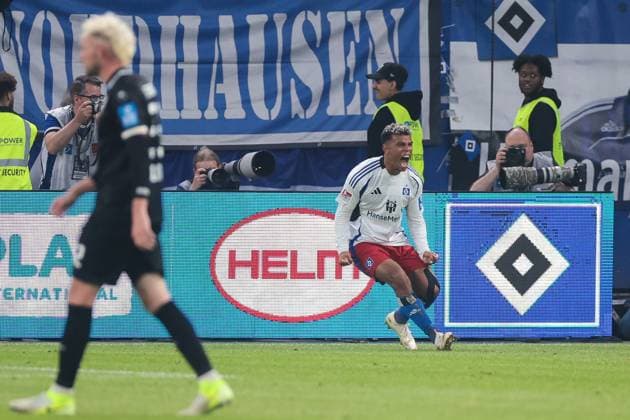10 05 2025, 2 Bundesliga, Matchday 33, Hamburger SV SSV Ulm 1846, Ransford Königsdörffer Hamburger SV celebrates the goal for 2 1, Hamburg Volksparkstadion Hamburg Germany xRHR PHOTO DEx Copyright: DennisxEwert RHR-FOTOx RHR-FOTO DE