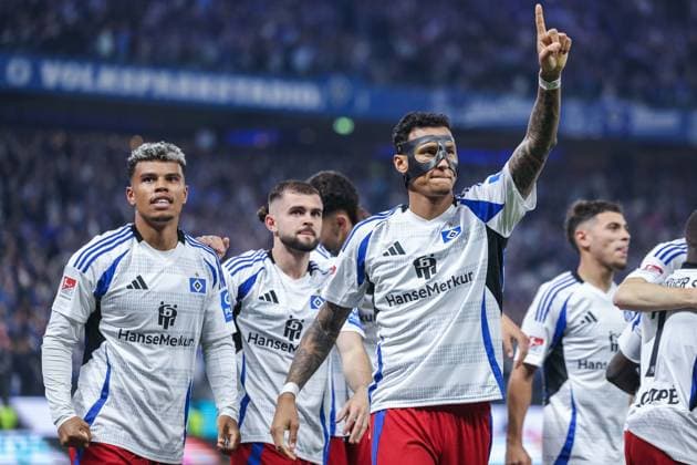 Soccer 2 Bundesliga 33 Matchday Hamburger SV SSV Ulm 1846 Soccer on 10 05 2025 at Volksparkstadion in Hamburg Goal celebration to 4 1 by Jean Luc Dompe Hamburg Davie Selke Hamburg DFL regulations prohibit any use of photographs as image sequences and or quasi video xJRx