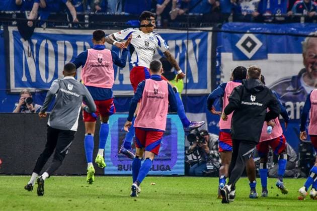Goal celebration after the 3 1 by Davie Selke HSV Ulm Germany , Hamburg , Volksparkstadion , Football , 2 Bundesliga , Hamburger SV SSV Ulm