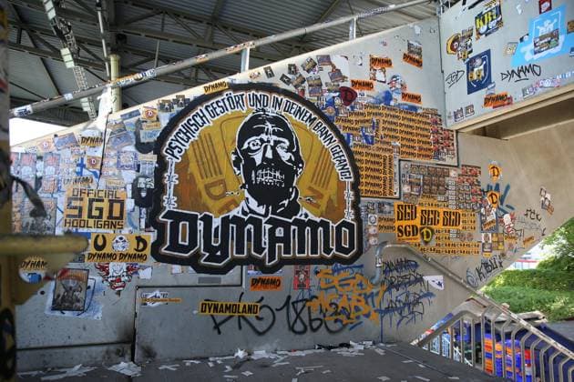 10 05 2025, xrekx, Fußball 3 Liga, SV Waldhof Mannheim Dynamo Dresden v l Gaestebereich, Aufkleber, Sticker DFL DFB REGULATIONS PROHIBIT ANY USE OF PHOTOGRAPHS as IMAGE SEQUENCES and or QUASI VIDEO Mannheim