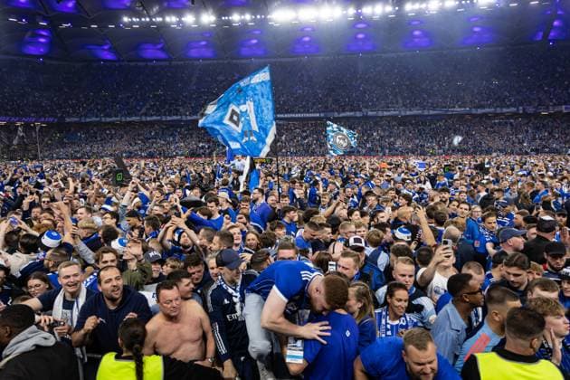 2 Soccer Bundesliga Hamburger SV vs SSV Ulm 1846 10 05 25 Cheers after victory and promotion Hamburger SV 2 Soccer Bundesliga Hamburger SV vs SSV Ulm 1846, Volksparkstadion on 10 05 25 Copyright: xBEAUTIFULxSPORTS MarioxM.xKobergx