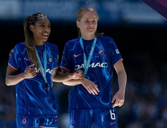 GB. London 10 MAY: Ashley Lawrence and Sjoeke Nusken reacts with medals of Chelsea during the Barclays Women s Super League match between Chelsea FC and Liverpool FC at Stamford Bridge on May 10, 2025 in London, England. Photo Sebastian Frej Chelsea FC v Liverpool FC, WSL Copyright: xSebastianxFrejx
