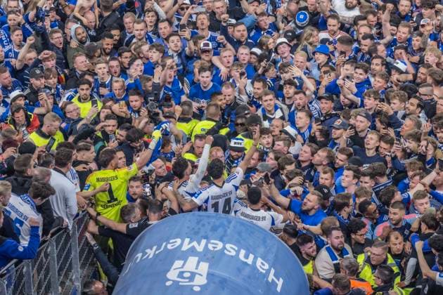 Hamburger SV vs SSV ULM 6 1 10 05 2025, Volksparkstadion, BundesLigaspiel, 2 Bundesliga, Hamburger SV vs SSV ULM 6 1 im Bild Es ist geschachfft HSV hat den Aufstieg geschafft Freude über all Â