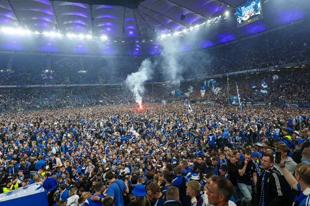 2 Bundesliga Hamburger SV SSV Ulm on 10 05 2025 at the Volksparkstadion in Hamburg The fans of Hamburger SV with a pitch storm to promotion MH