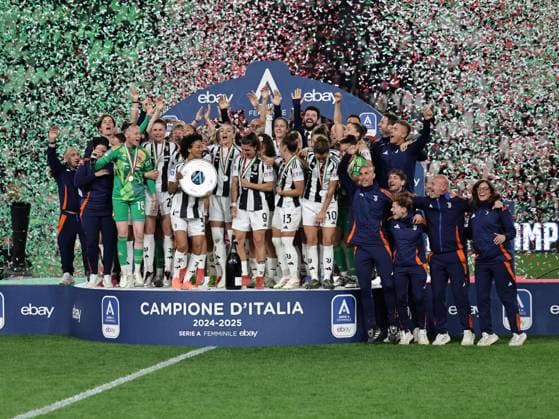 Fußball, Frauen, Juventus Turin - Inter Mailand Juventus v FC Internazionale - Women Serie A Play-off Group A Juventus Women s Team participates in the Serie A 2024-2025 match between Juventus Women and FC Internazionale Milano Femminile in Turin, Italy, on May 10, 2025 Turin ITA Italy  Copyright: xLorisxRosellix originalFilename:roselli-juventus250510_np93a.jpg
