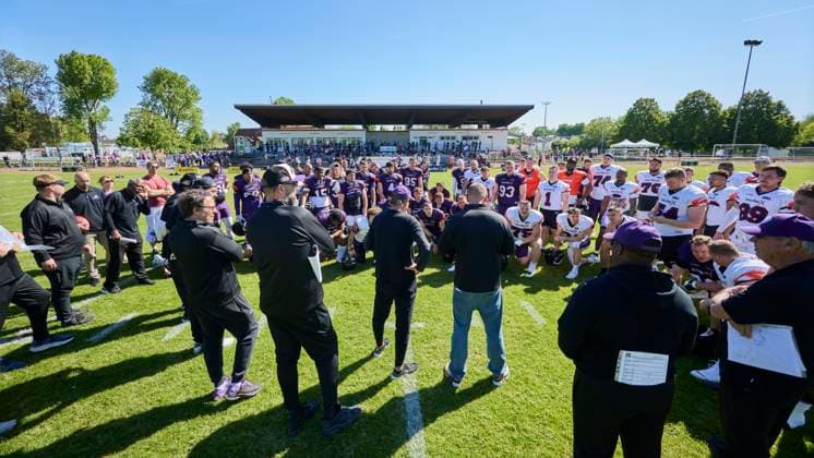 American Football, Season 2025, Frankfurt Galaxy, Training, Sportplatz Nieder Eschbach, European League of Football ELF , Fanday, 10 05 2025 Hessen Germany SCHRICK_2025-DSK_0725 1