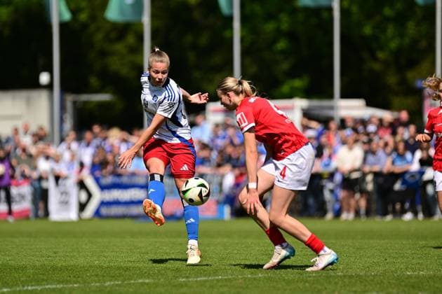 Soccer I Women I Season 2024 2025 I 2 Bundesliga I 25 Matchday I Hamburger SV SC Freiburg II I 11 05 2025 Christin Meyer 16, Hamburger SV Mia Lena Maas 4, SC Freiburg II Hamburg Am Volkspark Hamburg Germany Copyright: xLobeca FelixxSchlikisx