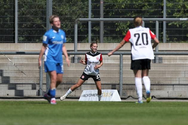 27 04 2025, Women, Soccer, Season 2024 2025, 2 Women Bundesliga, 25 Matchday Eintracht Frankfurt II SV Meppen 1912 e V Melissa Schmidt Sommer 37, Eintracht Frankfurt II celebrates the 1 0 Frankfurt am Main Stadion am Brentanobad Hessen Germany
