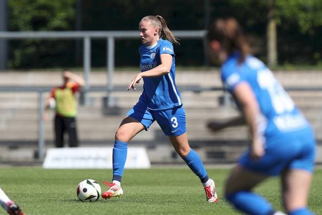 27 04 2025, Women, Soccer, Season 2024 2025, 2 Women Bundesliga, 25 Matchday Eintracht Frankfurt II SV Meppen 1912 e V Nina Rolfes 3, SV Meppen 1912 e V Frankfurt am Main Stadion am Brentanobad Hessen Germany