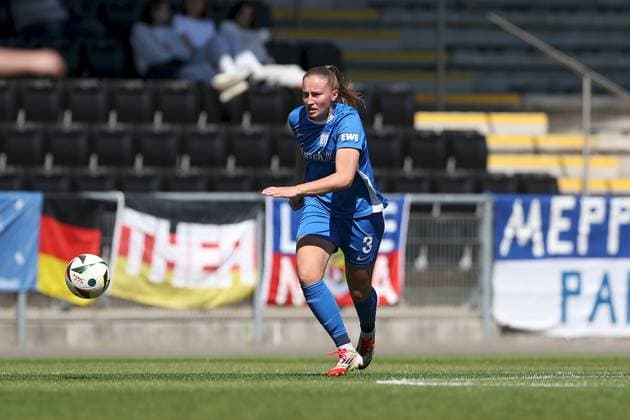 27 04 2025, Women, Soccer, Season 2024 2025, 2 Women Bundesliga, 25 Matchday Eintracht Frankfurt II SV Meppen 1912 e V Nina Rolfes 3, SV Meppen 1912 e V Frankfurt am Main Stadion am Brentanobad Hessen Germany
