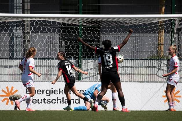 GER, Leipzig, Fußball, Google Pixel Frauen Bundesliga, 22 Spieltag, RB Leipzig vs Eintracht Frankfurt im Bild v l Tor zum 1 0 fuer Frankfurt 11 05 2025, RB Leipzig Training Akademie Cottaweg Leipzig DFB REGULATIONS PROHIBIT ANY USE OF PHOTOGRAPHS AS IMAGE SEQUENCES AND OR QUASI VIDEO, Copyright: HMBxMedia PaulxFritz