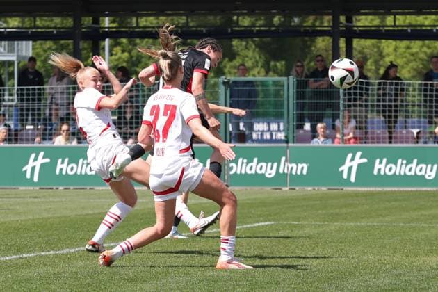 1 Bundesliga Women RB Leipzig vs SG Eintracht Frankfurt, 11 05 25 Geraldine Reuteler 14, Eintracht Frankfurt scores with a header to lead 0 1 Frederike Kempe 2, RB Leipzig and Marlene Müller 27, RB Leipzig cannot intervene Football, Google Pixel Womens Bundesliga, Season 2024 2025, 22 Matchday RB Leipzig vs SG Eintracht Frankfurt on 11 05 25, RB Academy Cottaweg DFB REGULATIONS PROHIBIT ANY USE OF PHOTOGRAPHS AS IMAGE SEQUENCES AND OR QUASI VIDEO Copyright: xBEAUTIFULxSPORTS JanxKaeferx