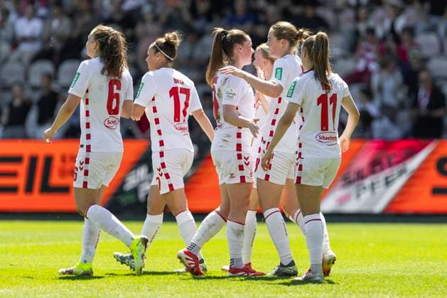 Google Pixel Frauen Bundesliga 1 FC Köln 1 FFC Turbine Potsdam, 11 05 2025 Cheering after the goal for the 2 0 lead by Taylor Ziemer 1 FC Köln, 18 Google Pixel Frauen Bundesliga, 1 FC Köln 1 FFC Turbine Potsdam, 22 Spieltag, am 11 05 2025, Franz Kremer Stadion, Köln DFB regulations prohibit any use of photographs as image sequences and or quasi video Copyright: xBEAUTIFULxSPORTS Meuselx